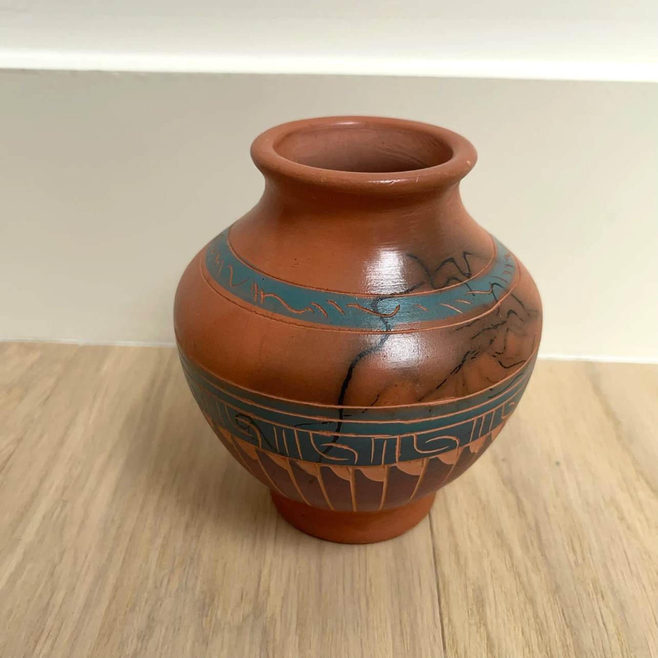 Vintage Southwestern Pueblo Style Terracotta Pottery Vase - photo 3