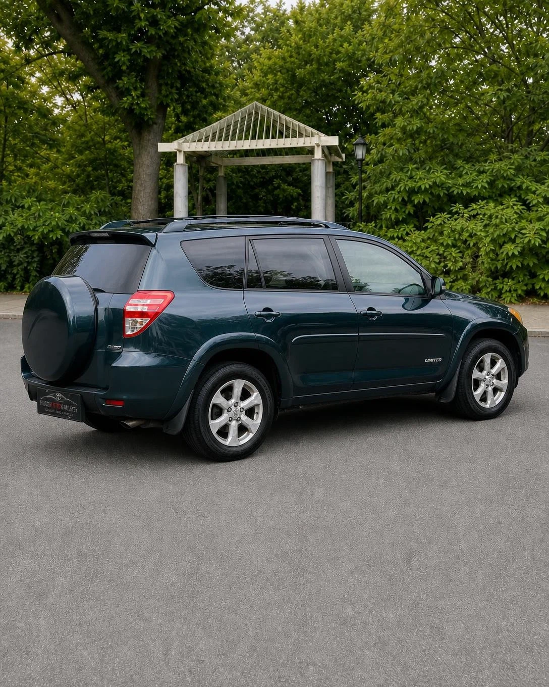 2010 Toyota RAV4 - photo 3