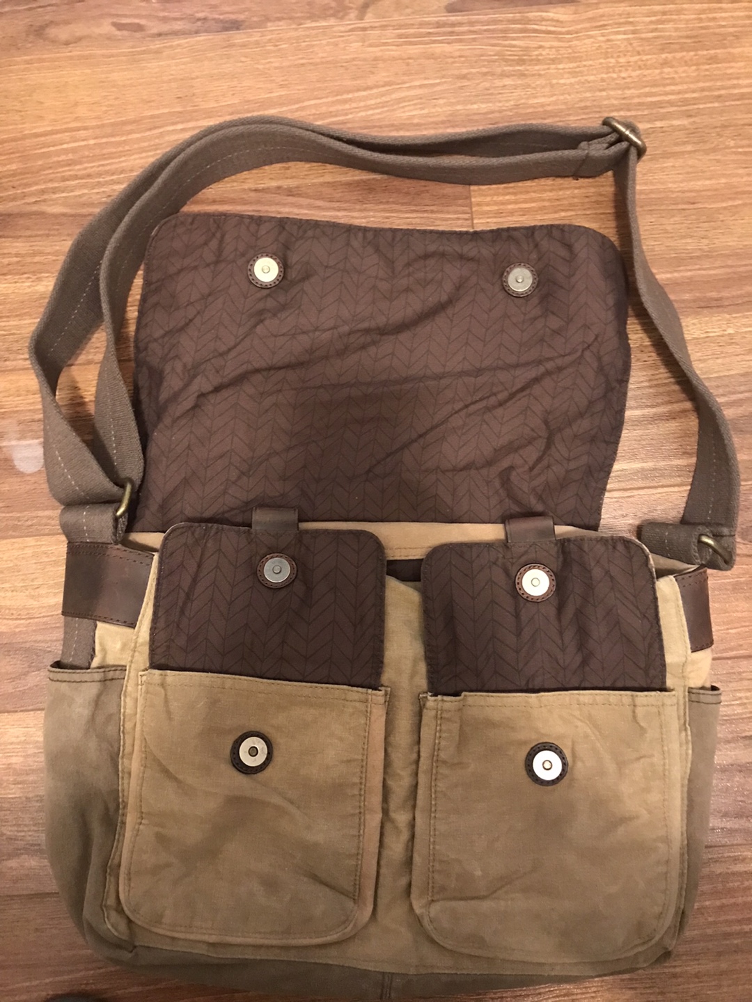 Fossil Canvas Messenger Bag - photo 2