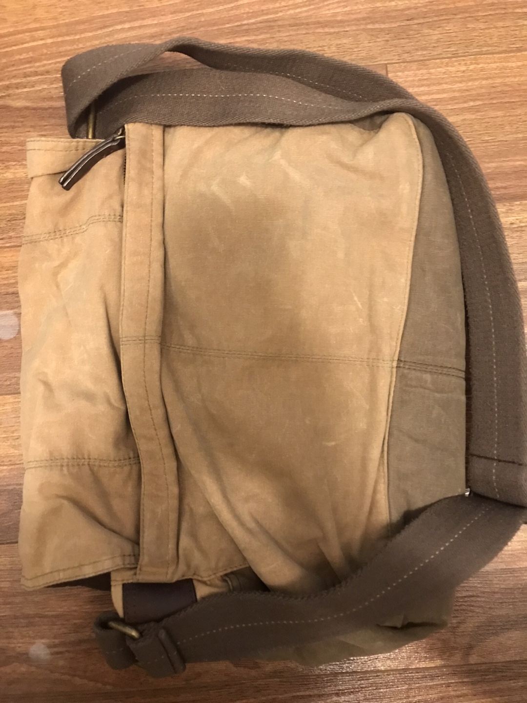 Fossil Canvas Messenger Bag - photo 4