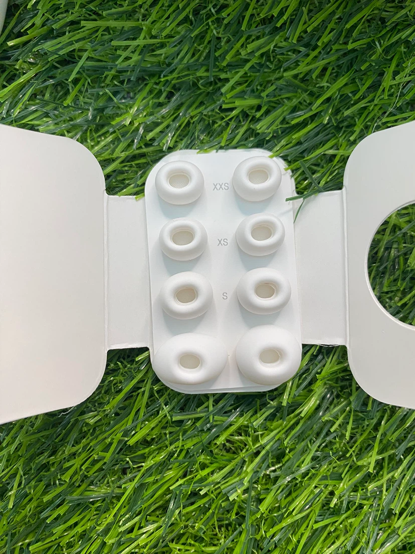 Apple AirPods Pro (3rd generation) - photo 5
