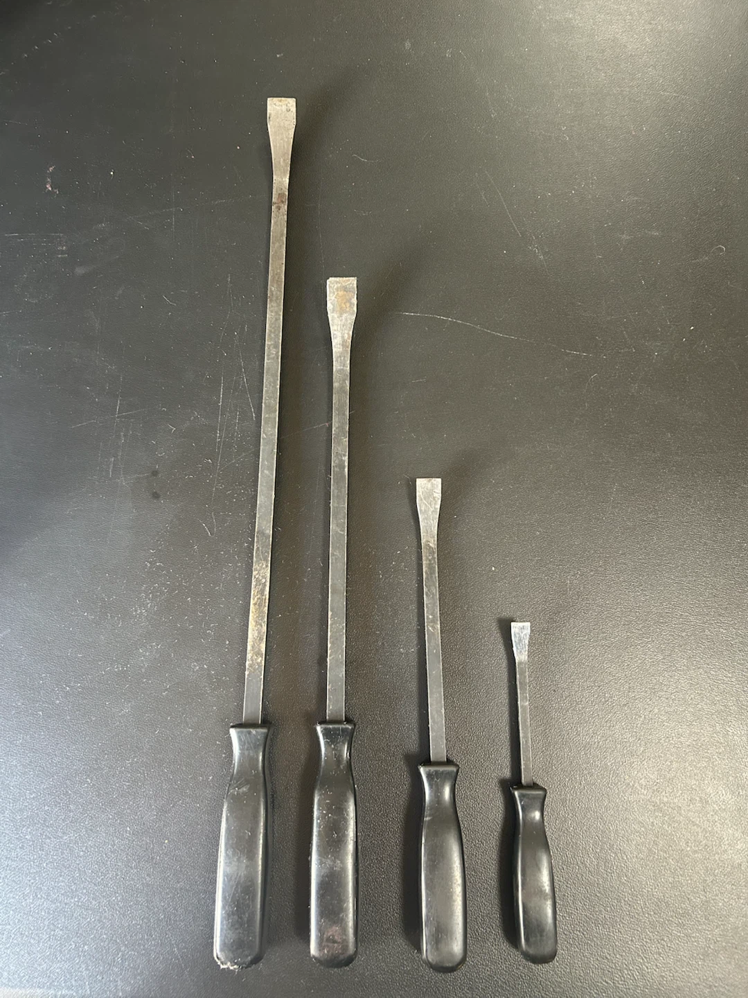 4-Piece Pry Bar Set