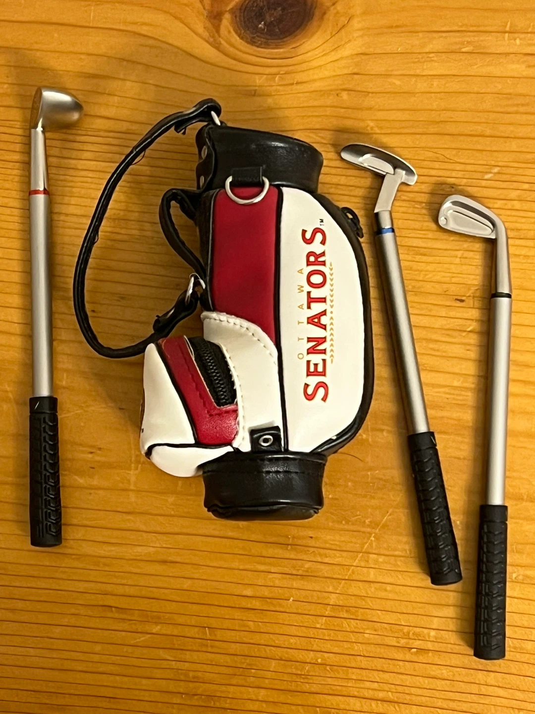 Ottawa Senators Mini Golf Bag Set
