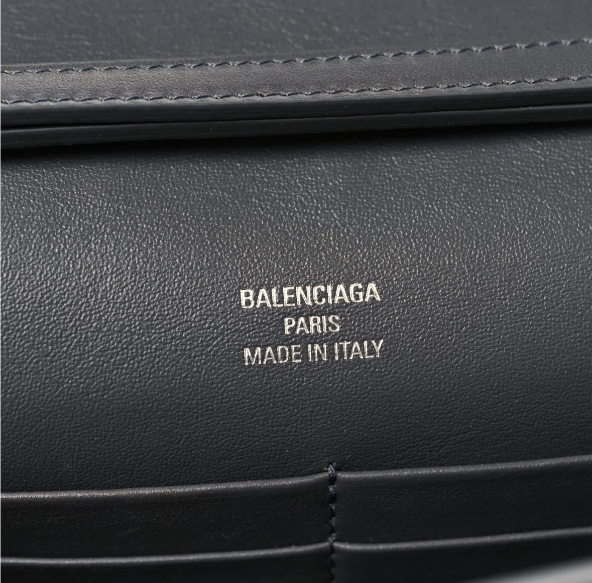 Balenciaga Paris Grey Leather Shoulder Bag - photo 5