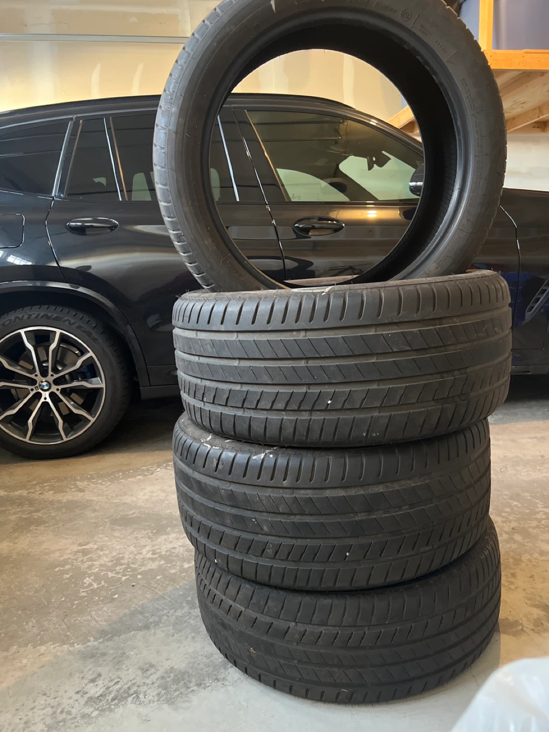 Set of 4 x 245/45R20 Tires - photo 5