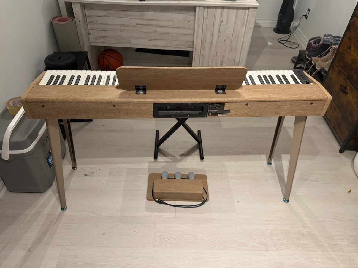 Donner Piano with Pedal unit and stool - photo 2