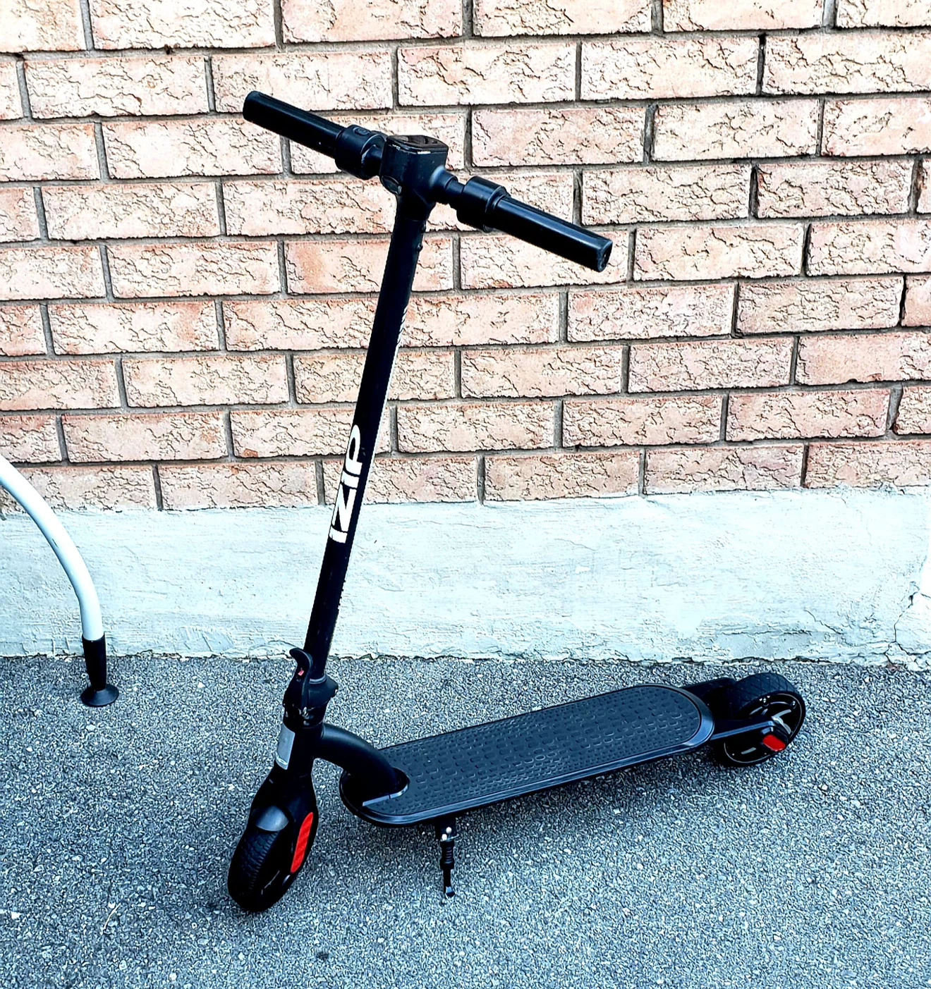 ZIP Electric Scooter- No Charger