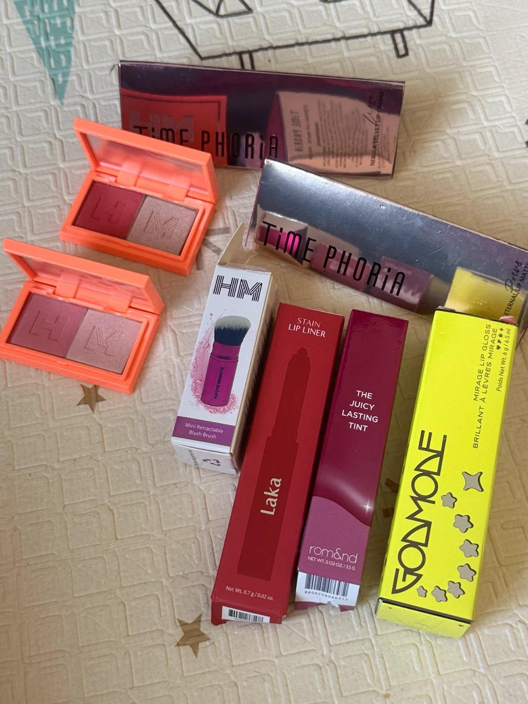 Assorted Makeup Lot - HM, Laka, Rom&nd, Time Phloria, Godmode - photo 2
