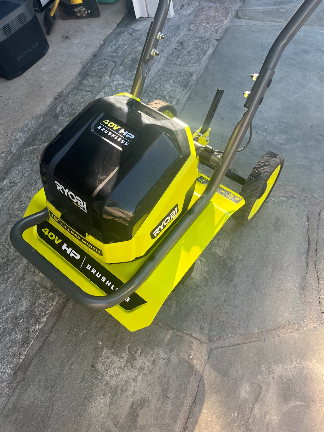 Ryobi 40V HP Brushless 16" Tiller - photo 4