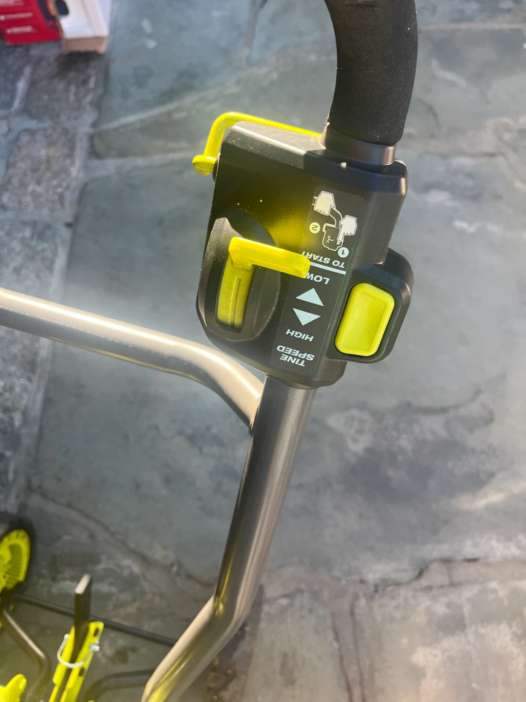 Ryobi 40V HP Brushless 16" Tiller - photo 5
