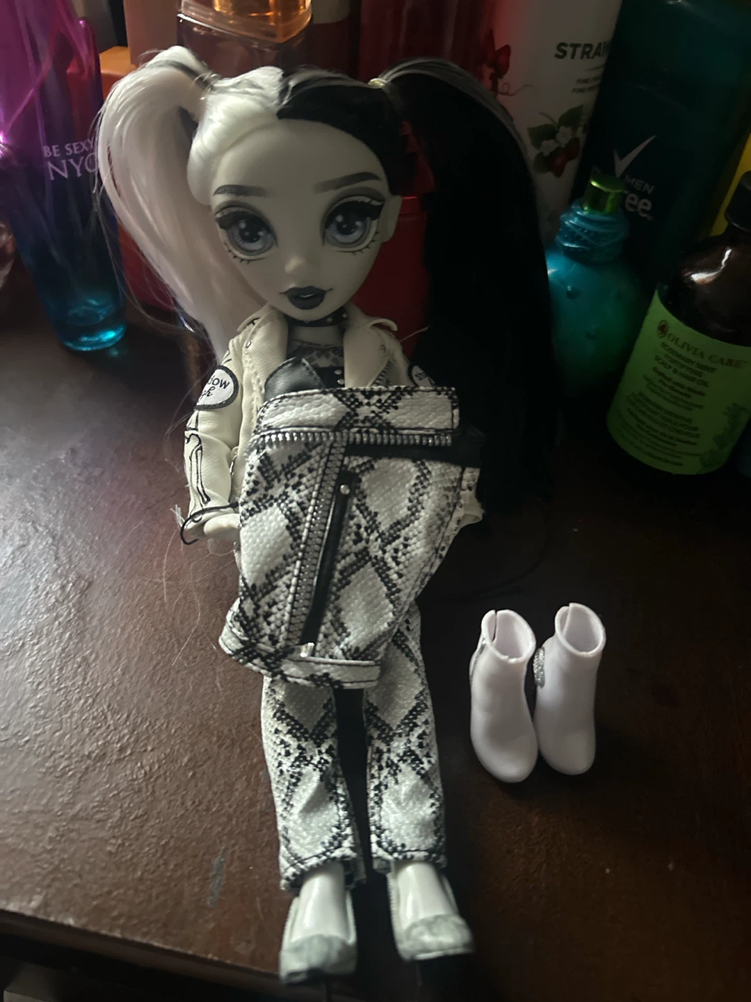 Rainbow High Doll - photo 2