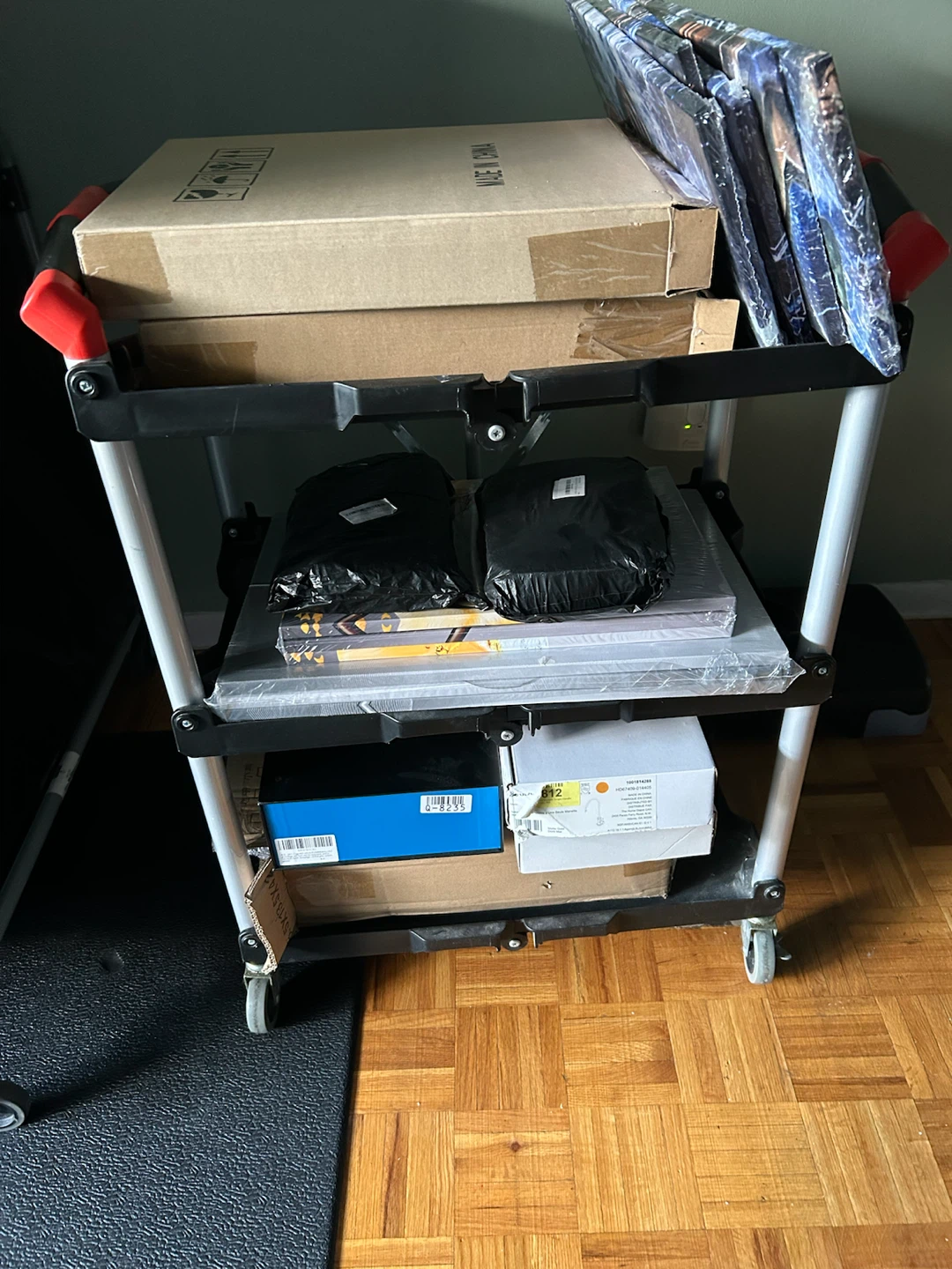 FREE! New: Wall Art/Faucets/Halloween Wigs/Snorkels/ …More - photo 2