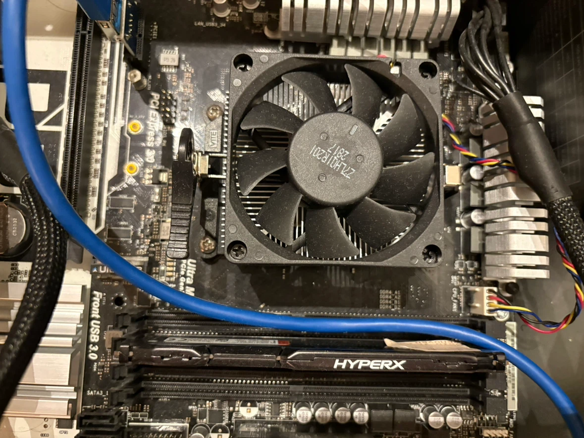 Gaming/Testing PC w/ Unique Open Air Design - photo 3