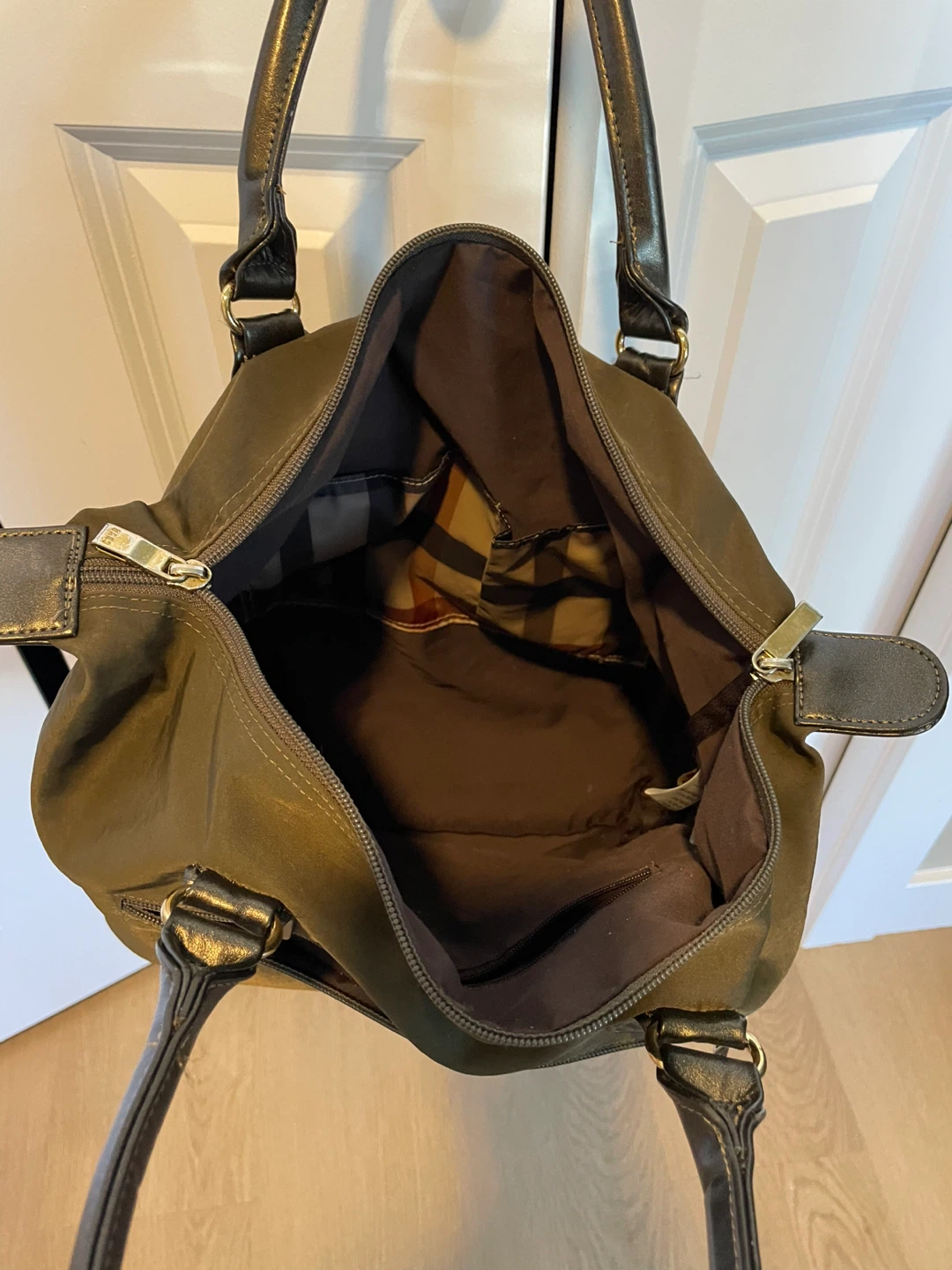 Daks Olive Green Bag - photo 2