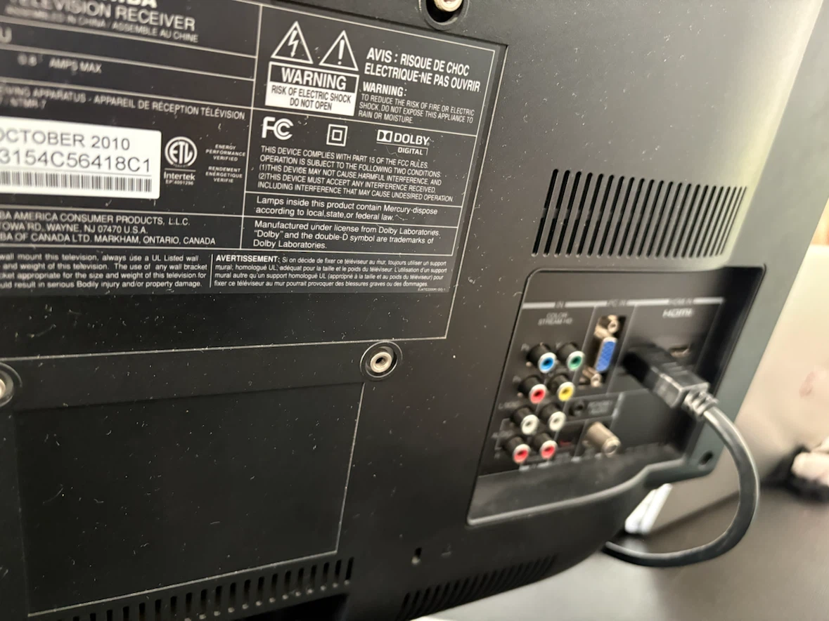 Toshiba 22" Television Receiver - photo 2