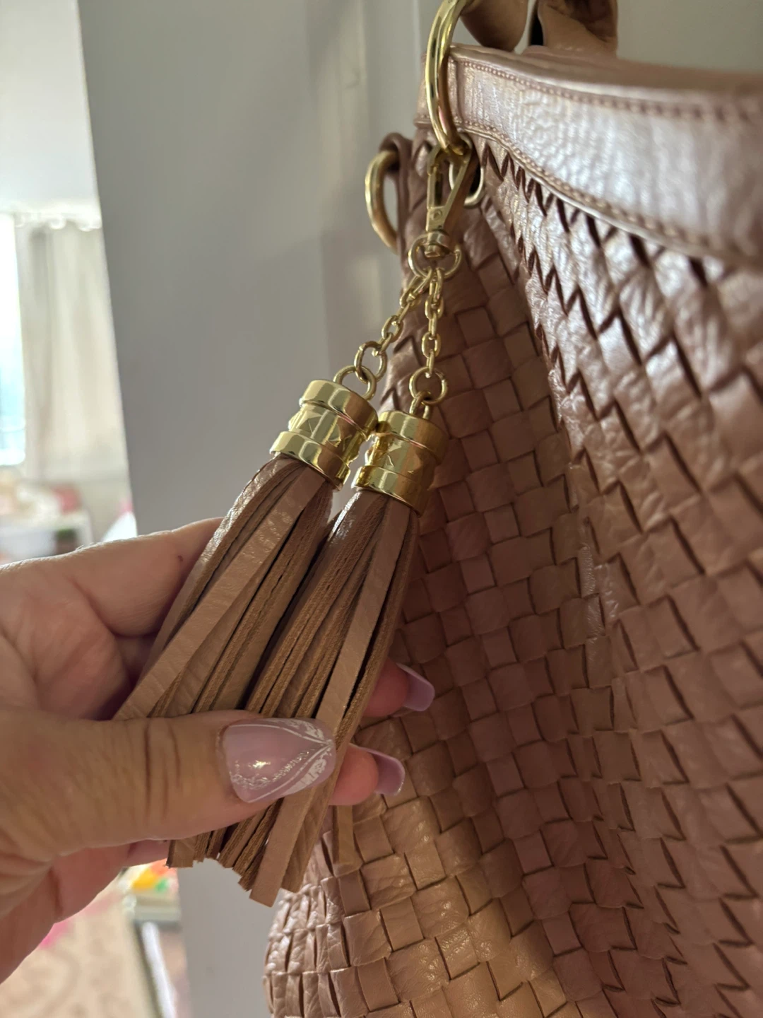 Beige Woven Leather Shoulder Bag with Tassels - photo 3