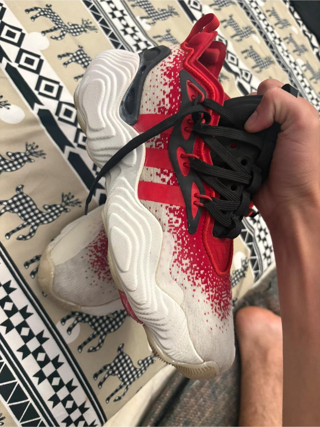 Adidas Men's basketball shoe - photo 3