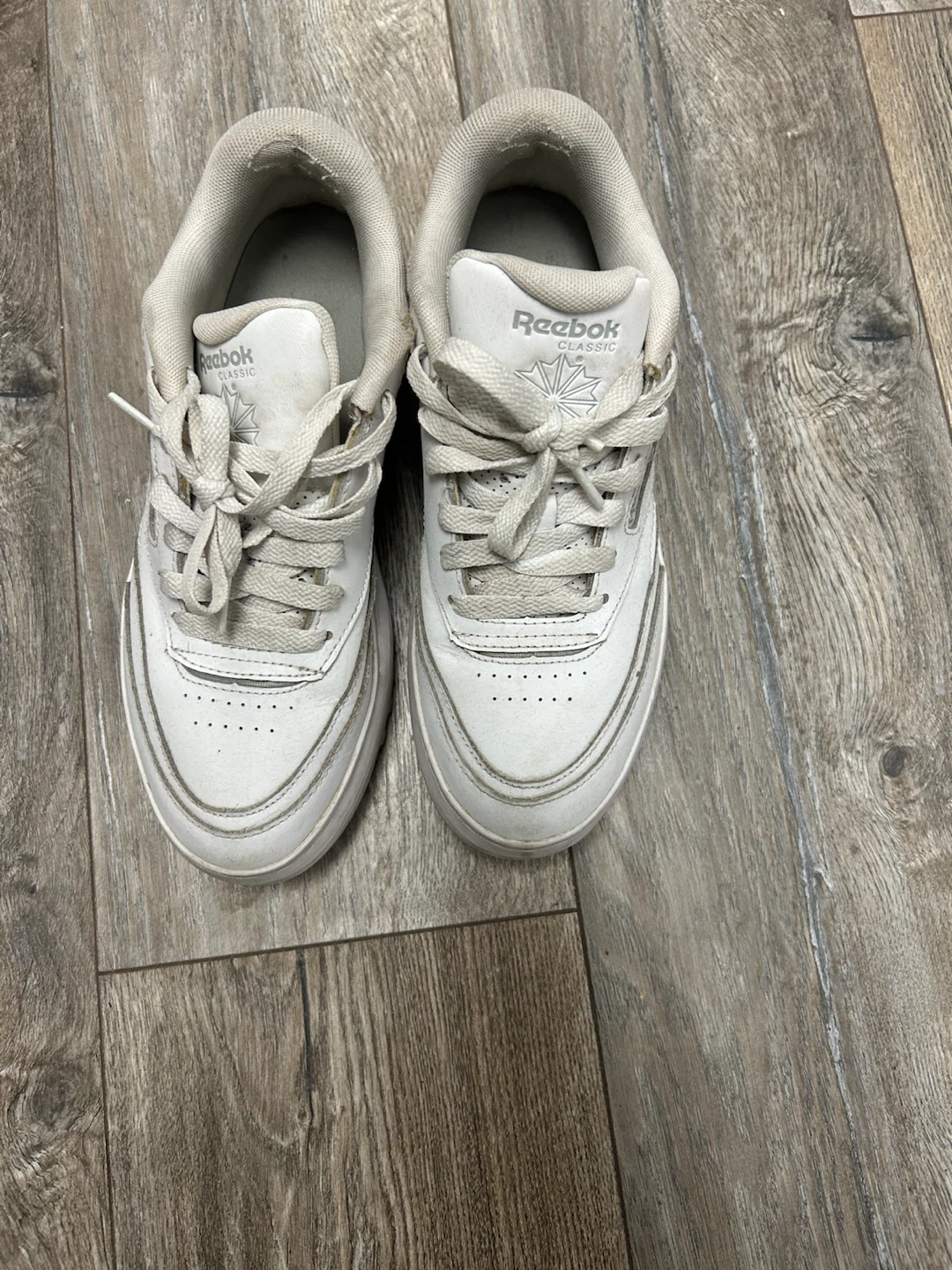 White Reebok Classic Sneakers - photo 2