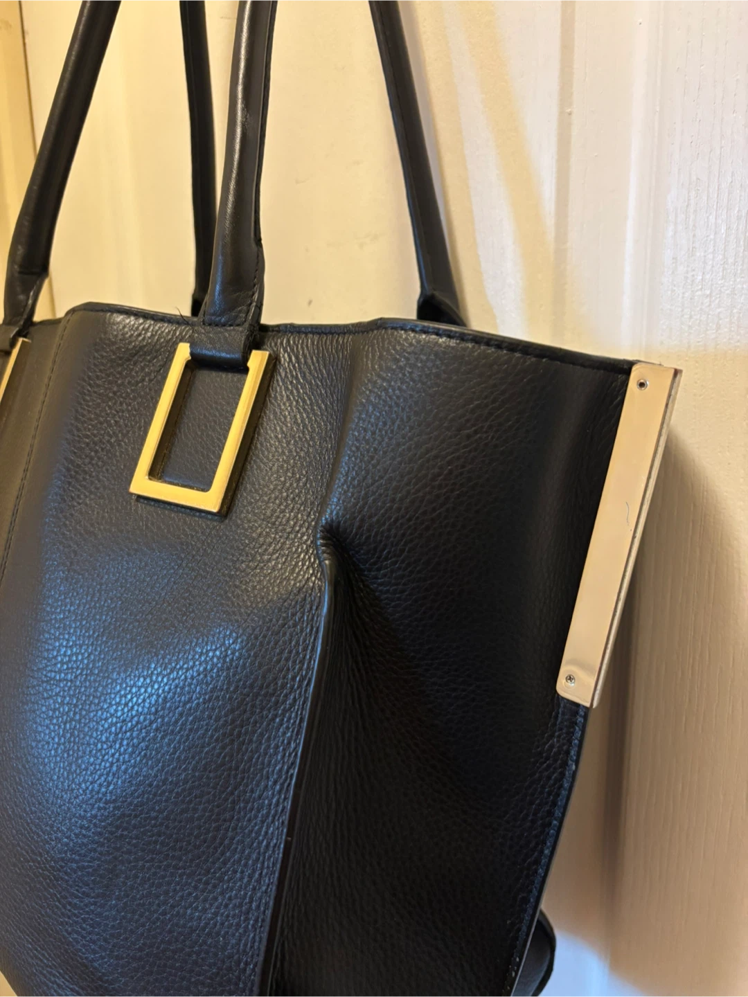 Danier Black Leather Tote Bag - photo 3