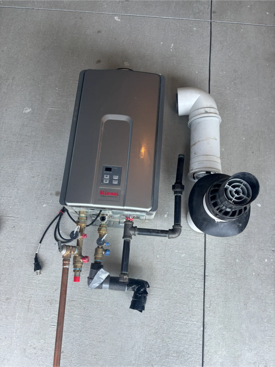 Rinnai Natural Gas Tankless Water Heater