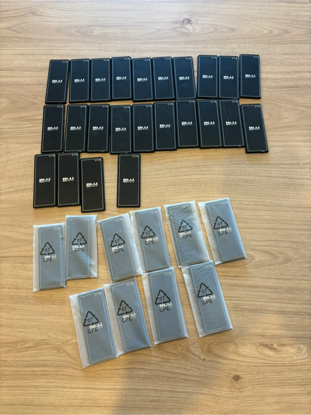 BLU ADVANCE L5 Smartphones (Lot of 25) - photo 2