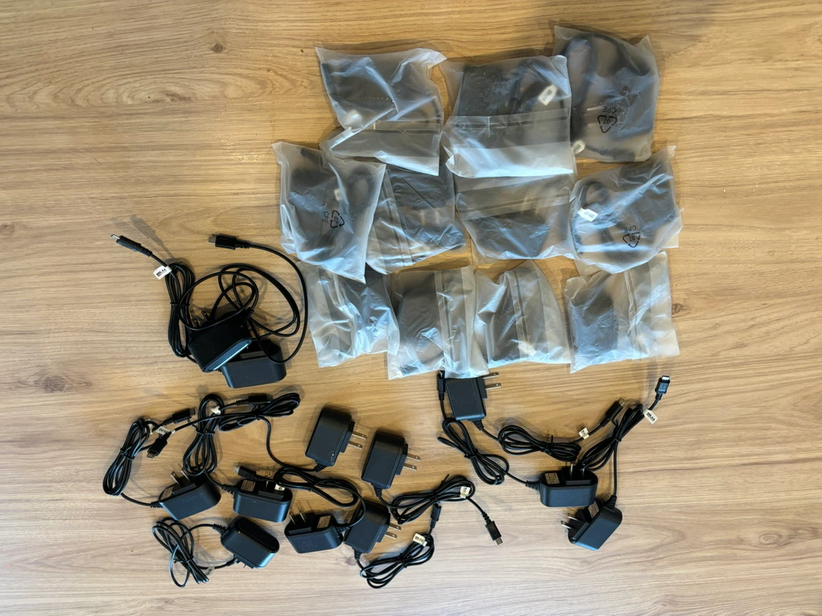BLU ADVANCE L5 Smartphones (Lot of 25) - photo 4