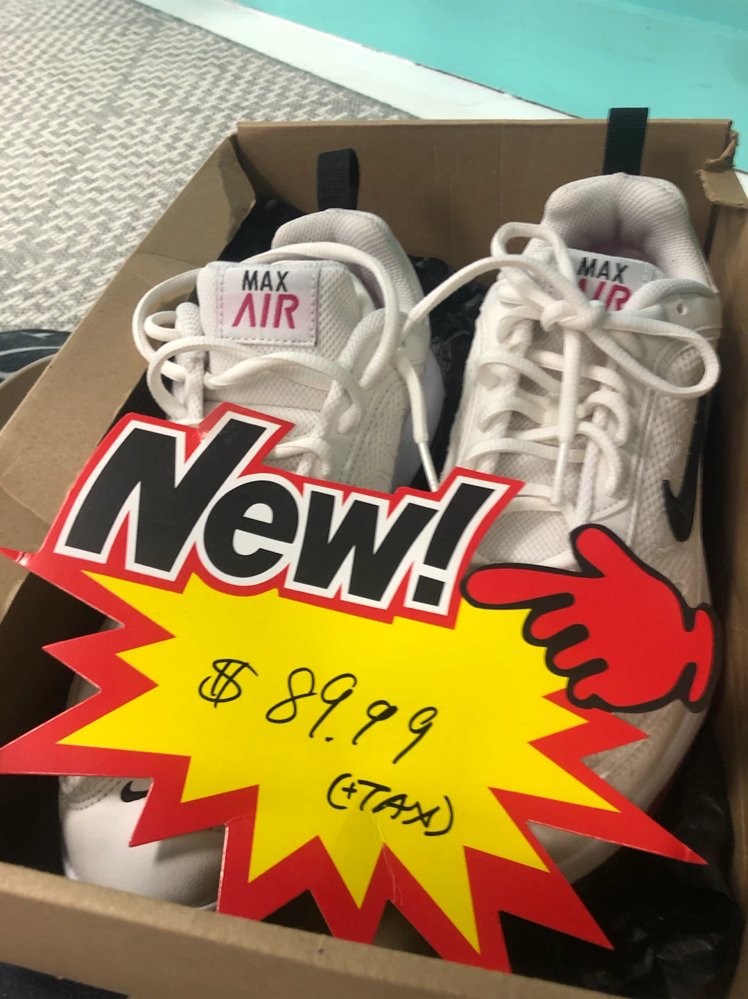 Nike Air Max Shoes White US Women size 9.5 or Men 8.5