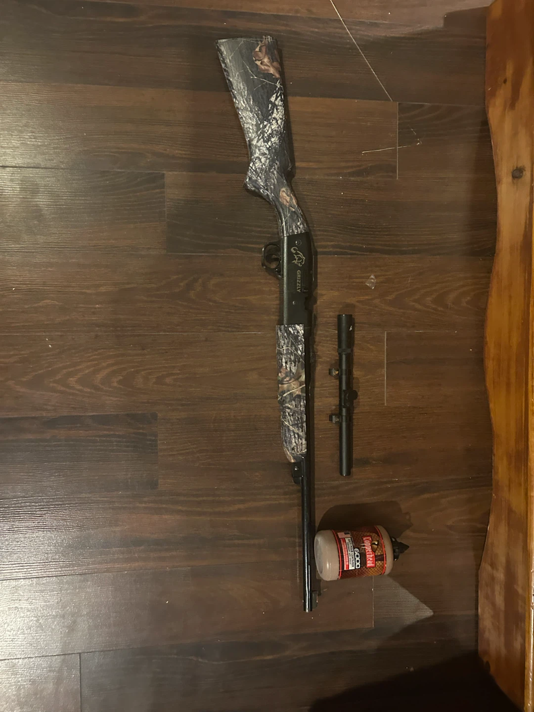 Grizzly Air Rifle with Scope and BBs - photo 2