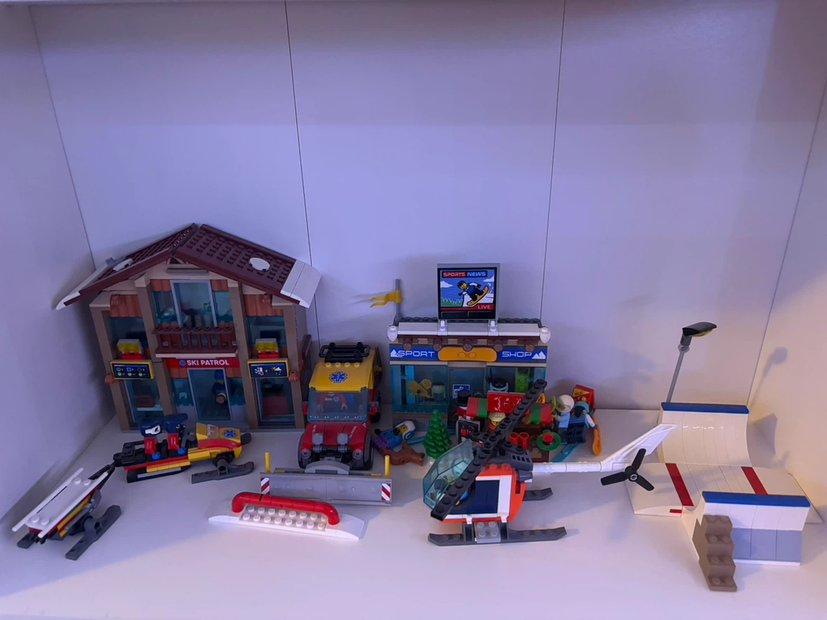 LEGO City Ski Patrol Set