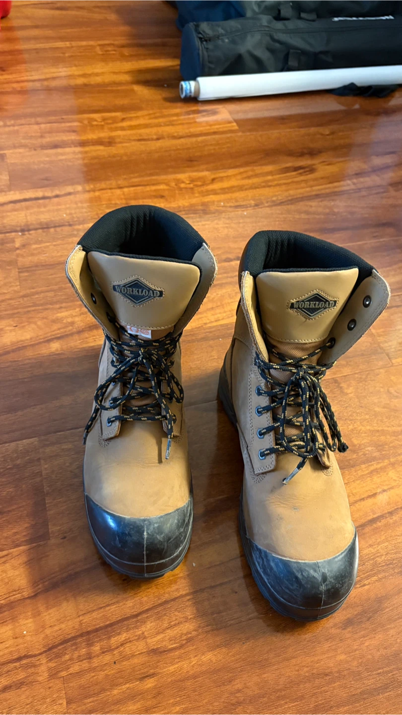CSA Protective Work Boots – Size 11