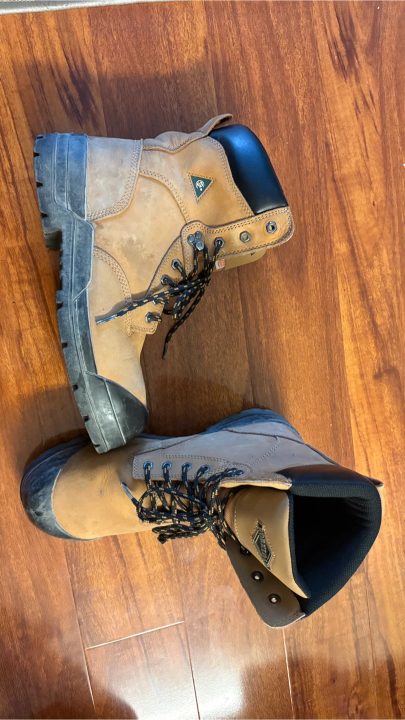 CSA Protective Work Boots – Size 11 - photo 2