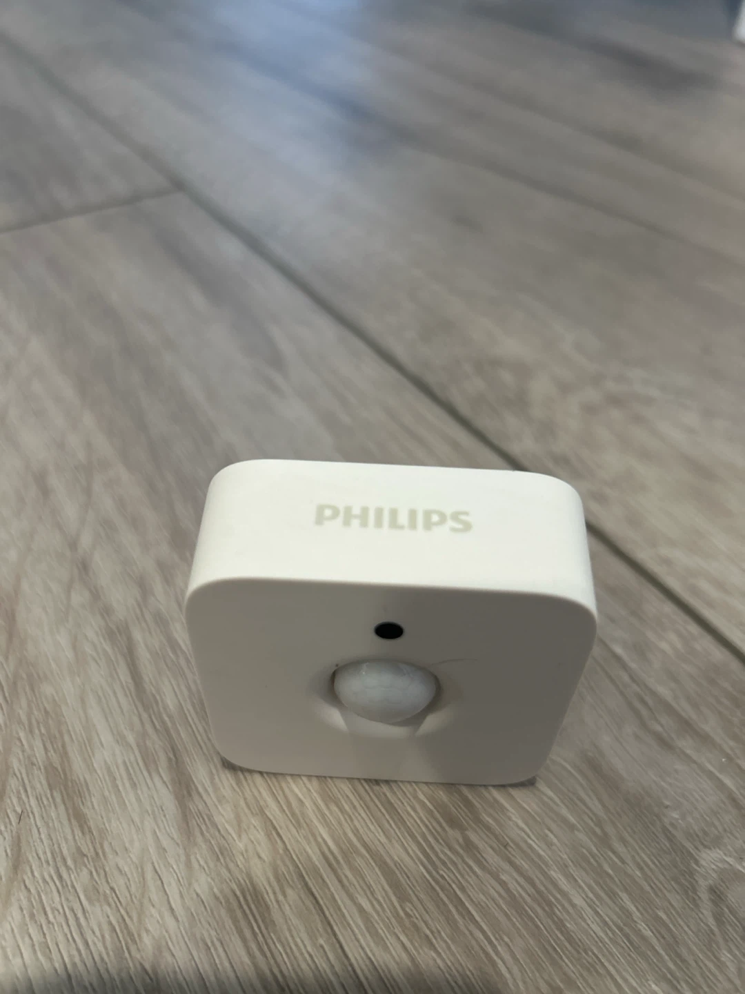 Philips Hue Motion Sensor - photo 2