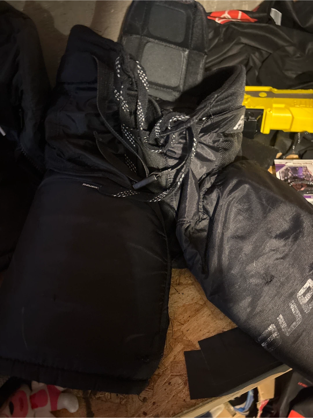 Bauer hockey pants