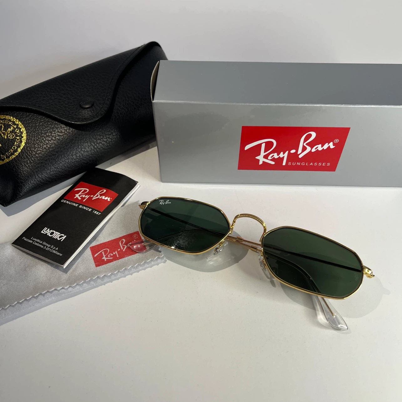 Ray-Ban Hexagonal Sunglasses - Gold Frame