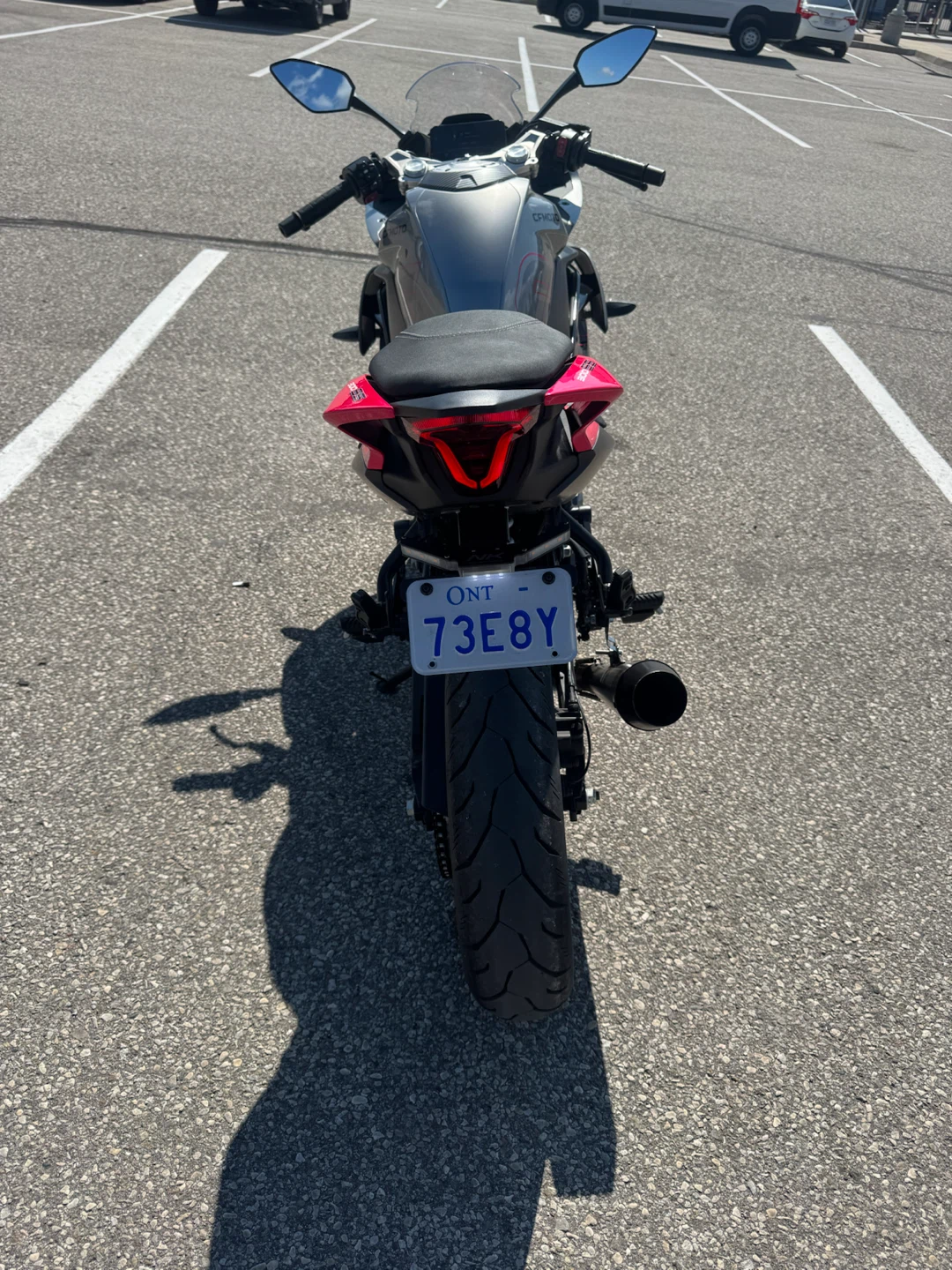 2024 CFMOTO 300SS - photo 3