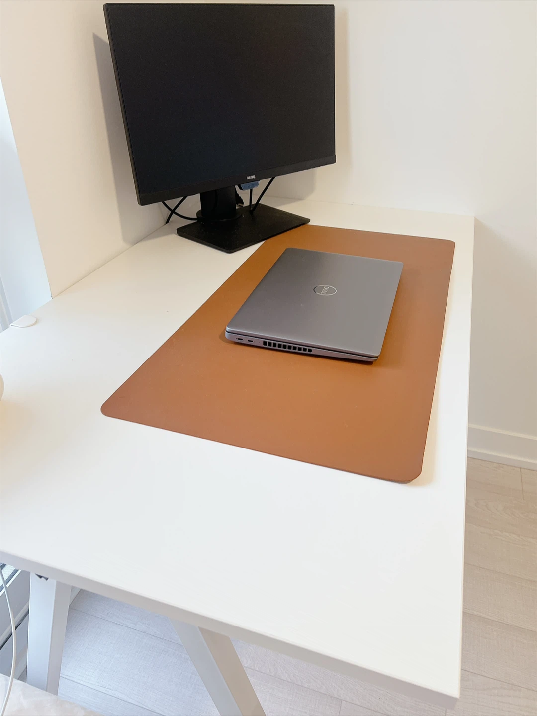 IKEA TROTTEN Desk - White - photo 5