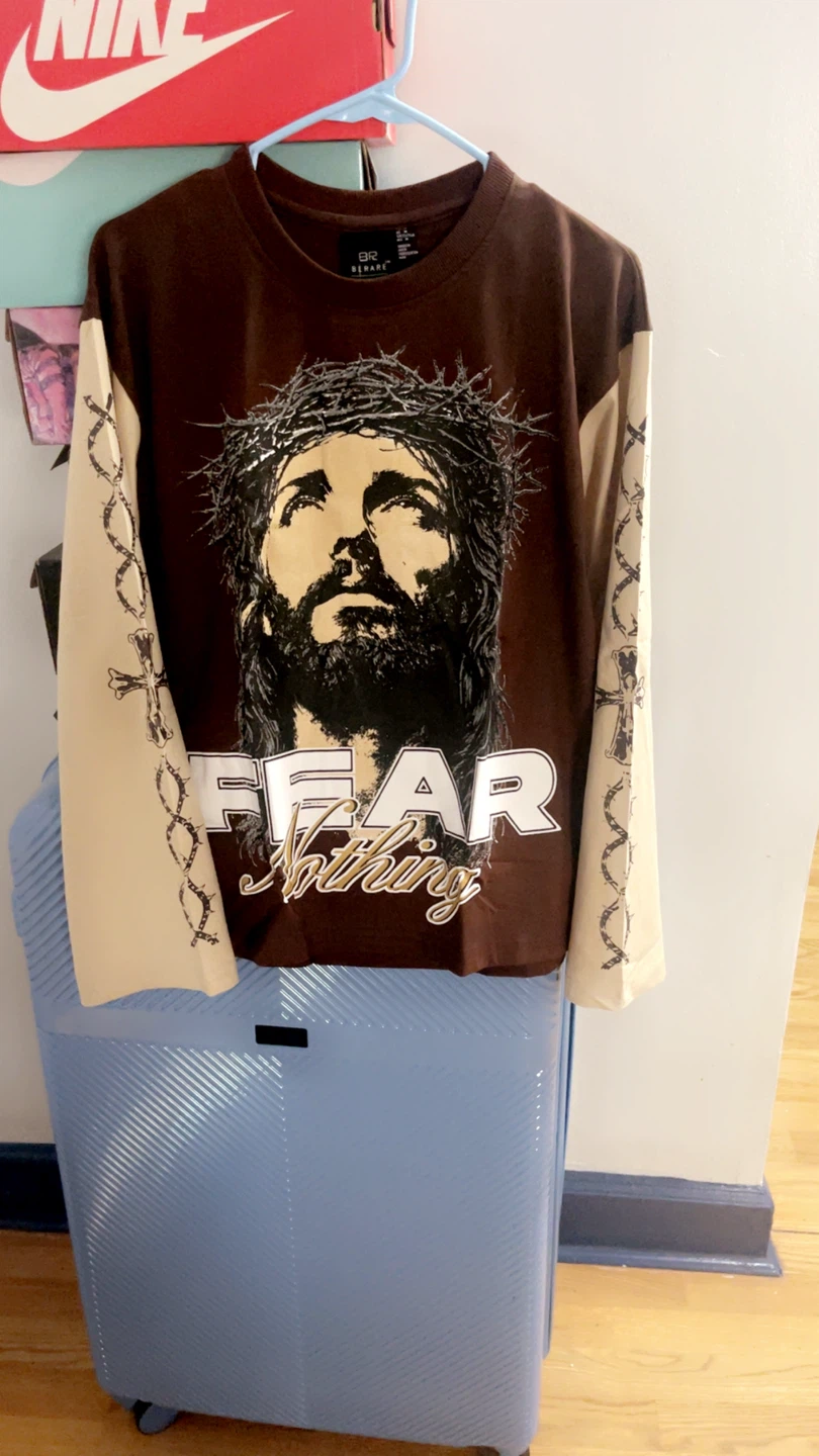 BERARE "Fear Nothing" Jesus Graphic Long Sleeve Shirt - photo 4