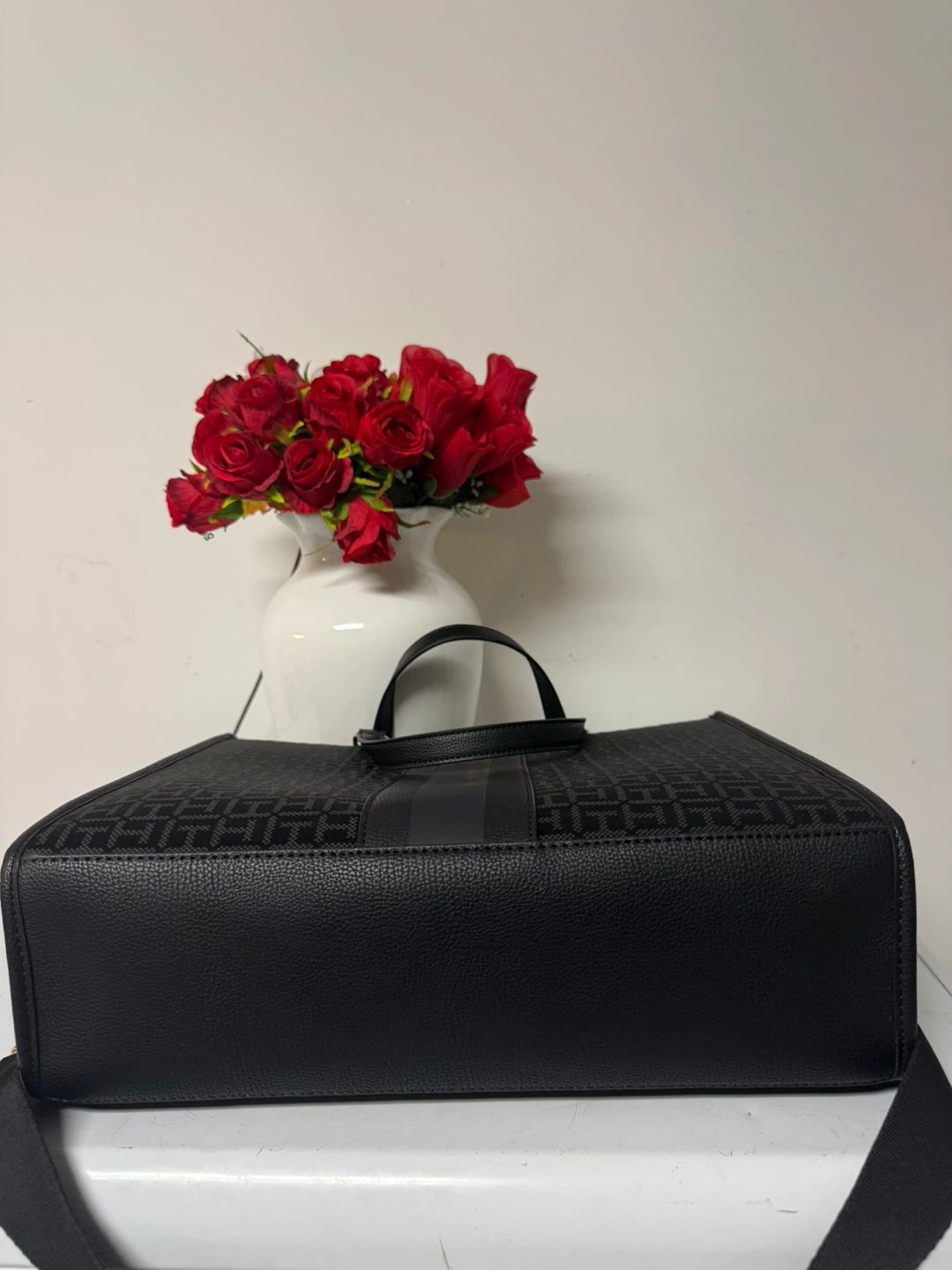 Tommy Hilfiger Black Monogram Tote Bag - photo 3