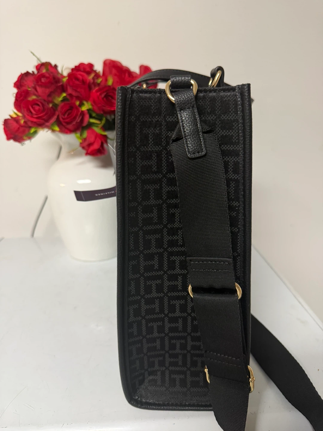 Tommy Hilfiger Black Monogram Tote Bag - photo 5