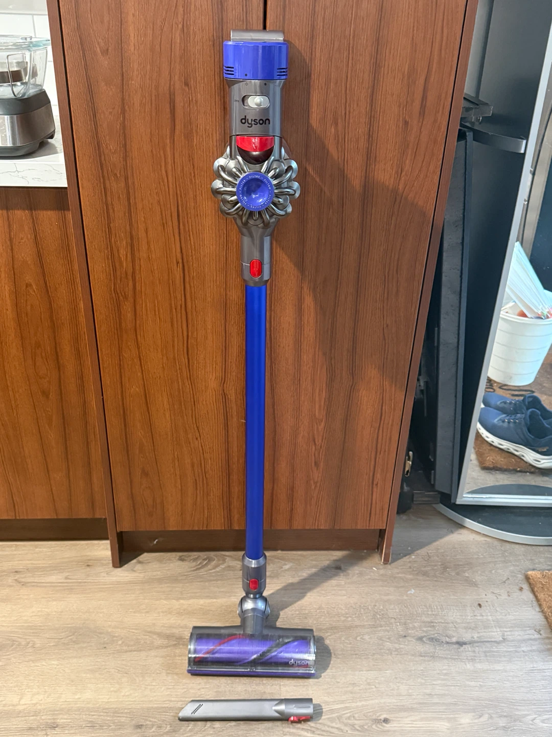 Dyson V8 Cordless Vacuum Cleaner