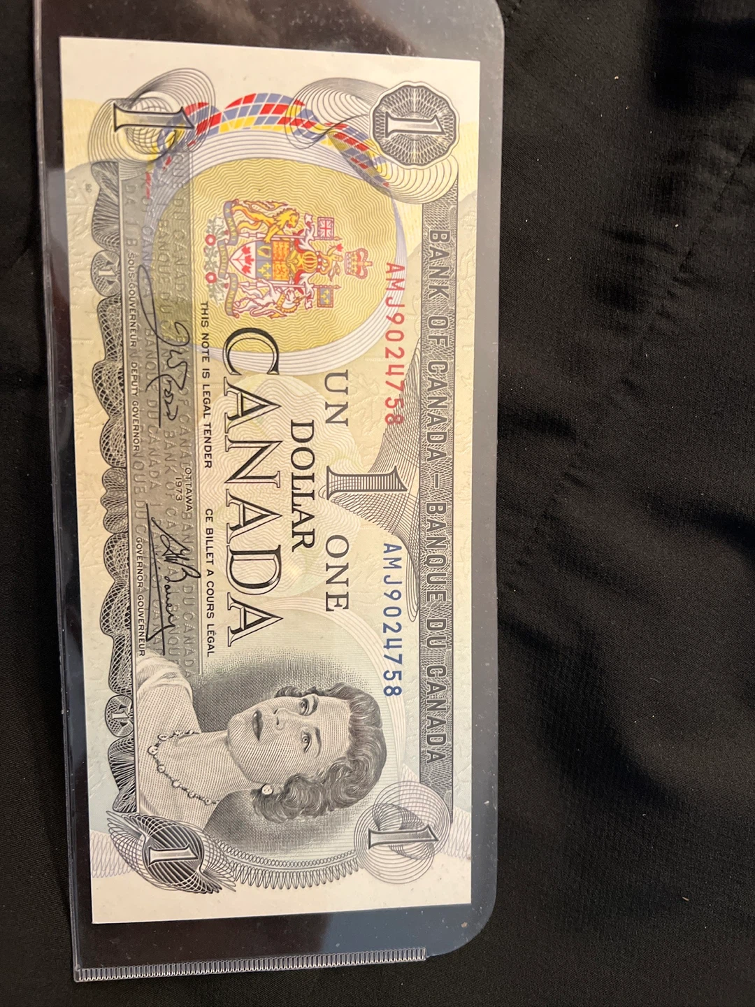 Canada 1 Dollar and 2 Dollar Banknotes - photo 3