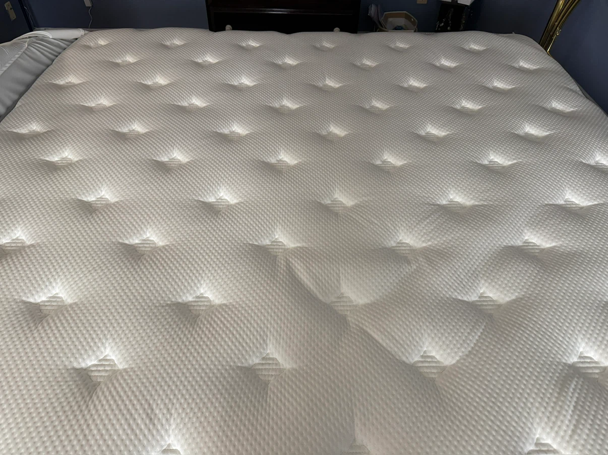 King size mattress - photo 2