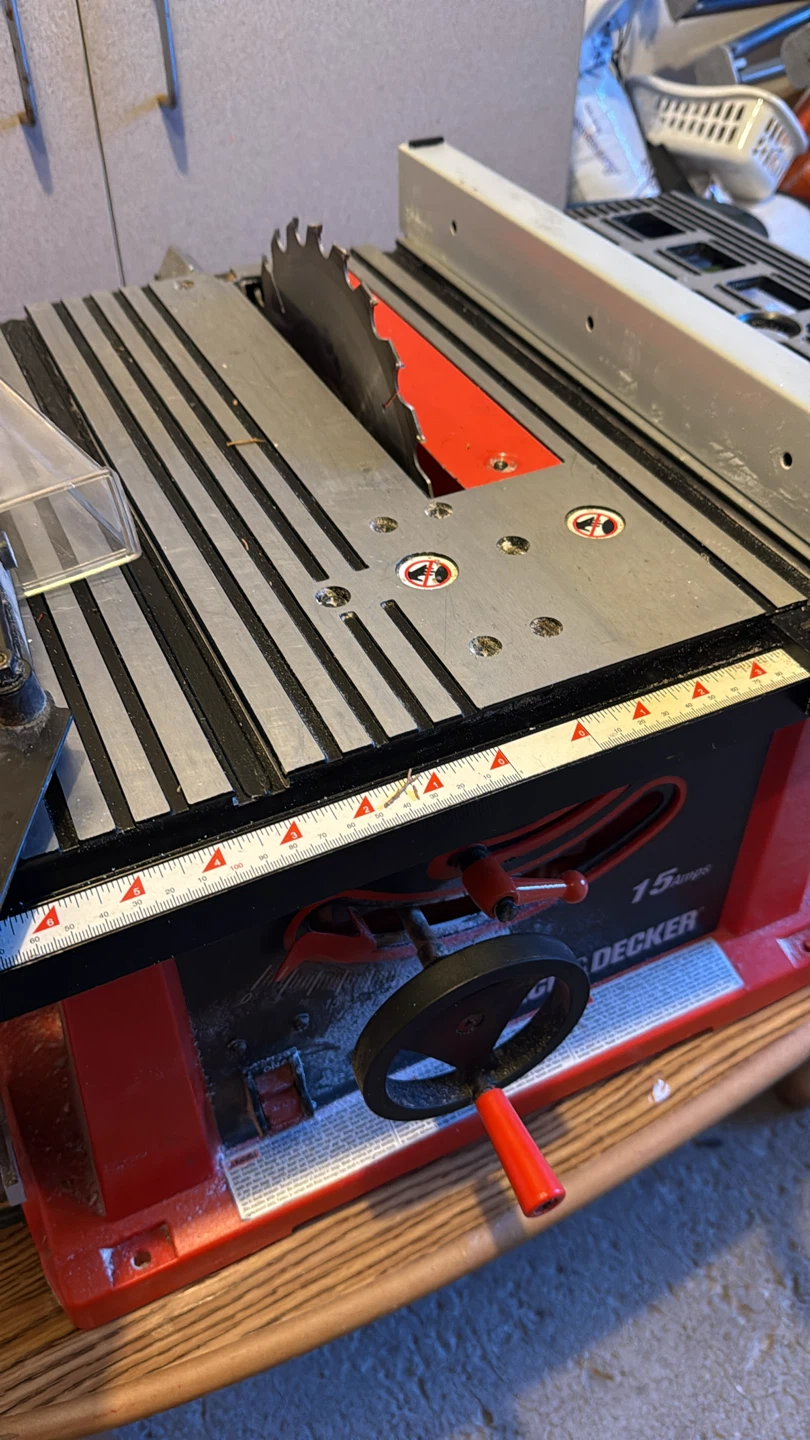 BLACK+DECKER 15 Amp Table Saw - photo 2