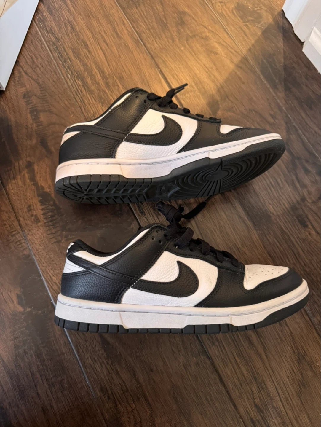 Nike id black and white dunk low, 6.5