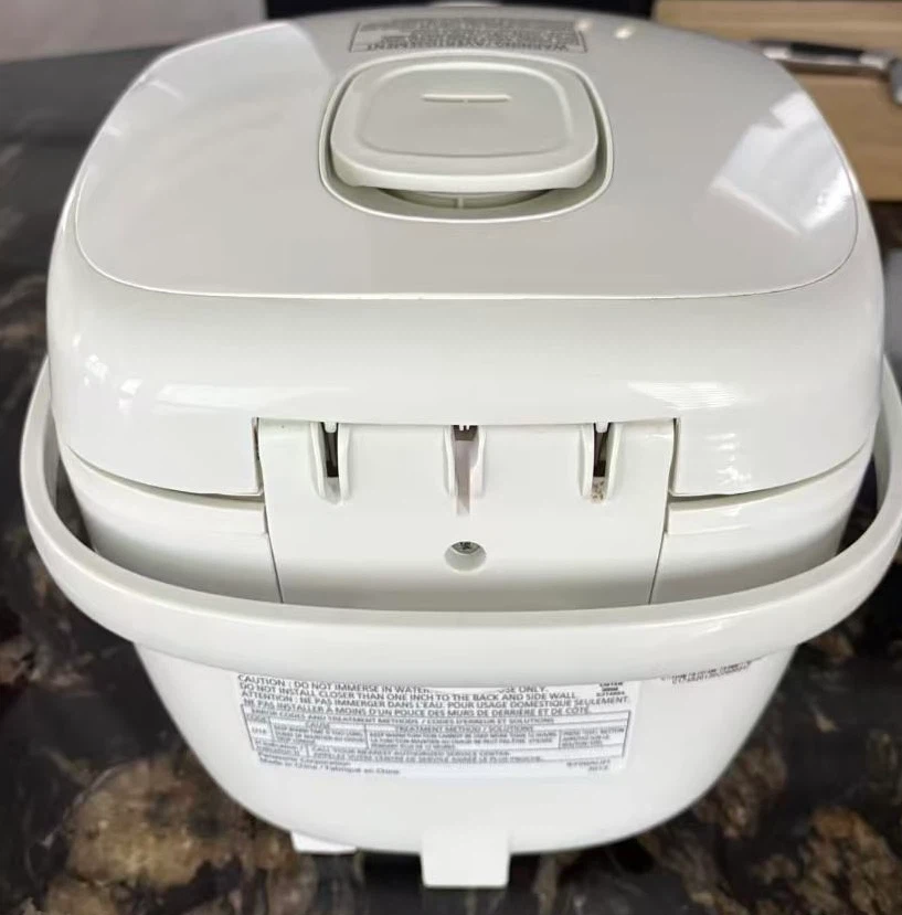 Panasonic Rice Cooker (ONLY $40) - photo 4