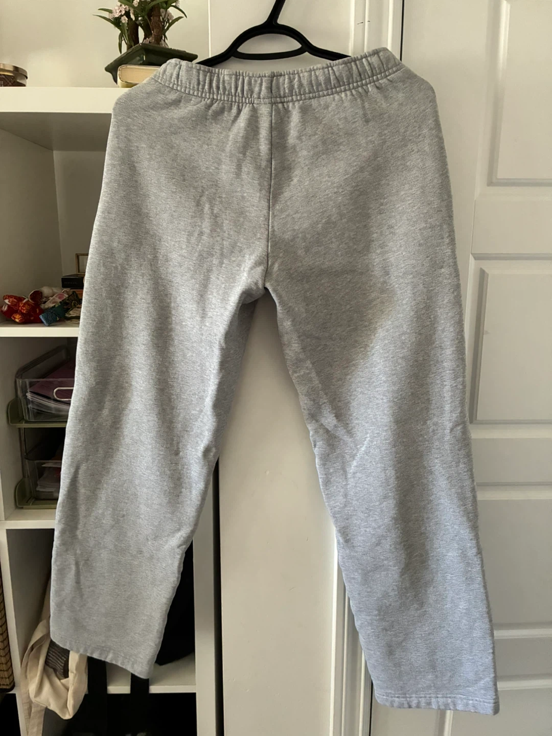Grey Aritzia Sweats - photo 2