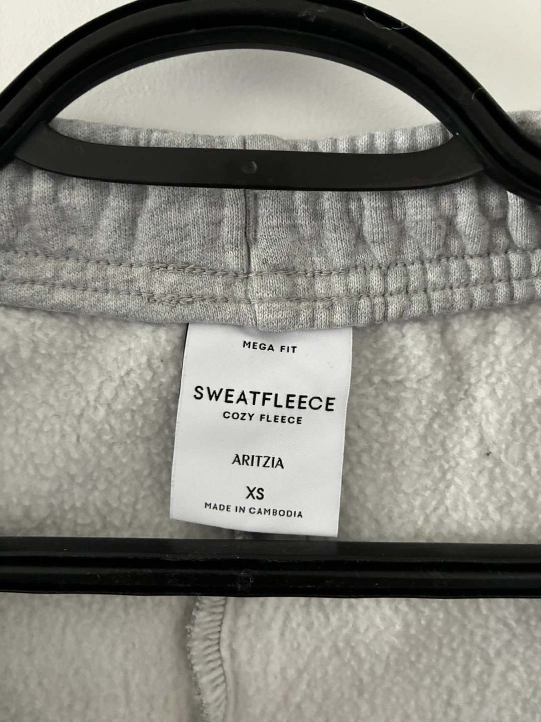 Grey Aritzia Sweats - photo 3