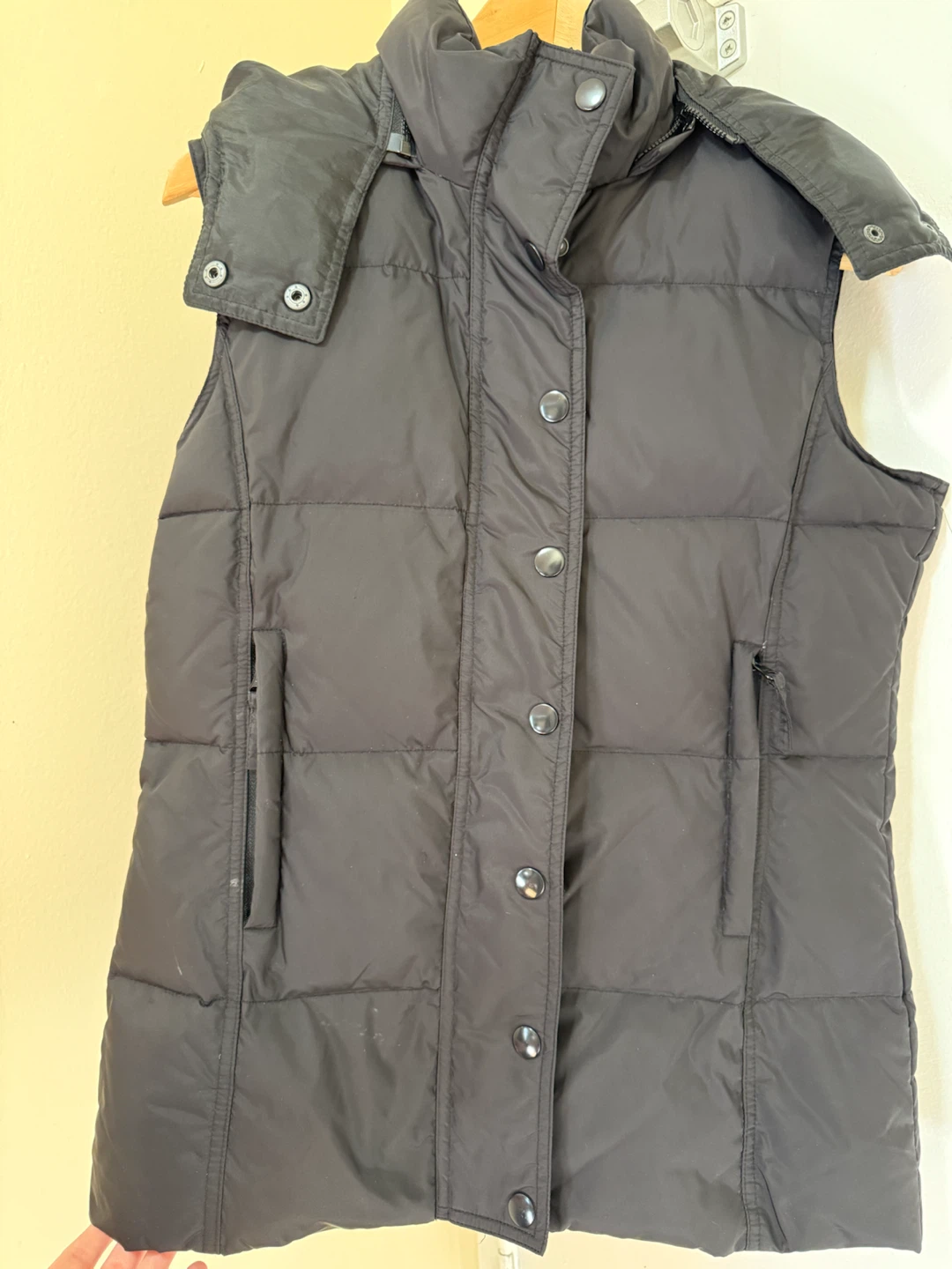 Black Puffer Vest - photo 4