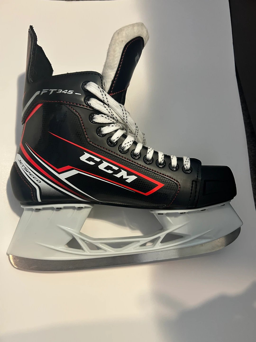 CCM JetSpeed FT345 Hockey Skates (Size 10) - photo 2