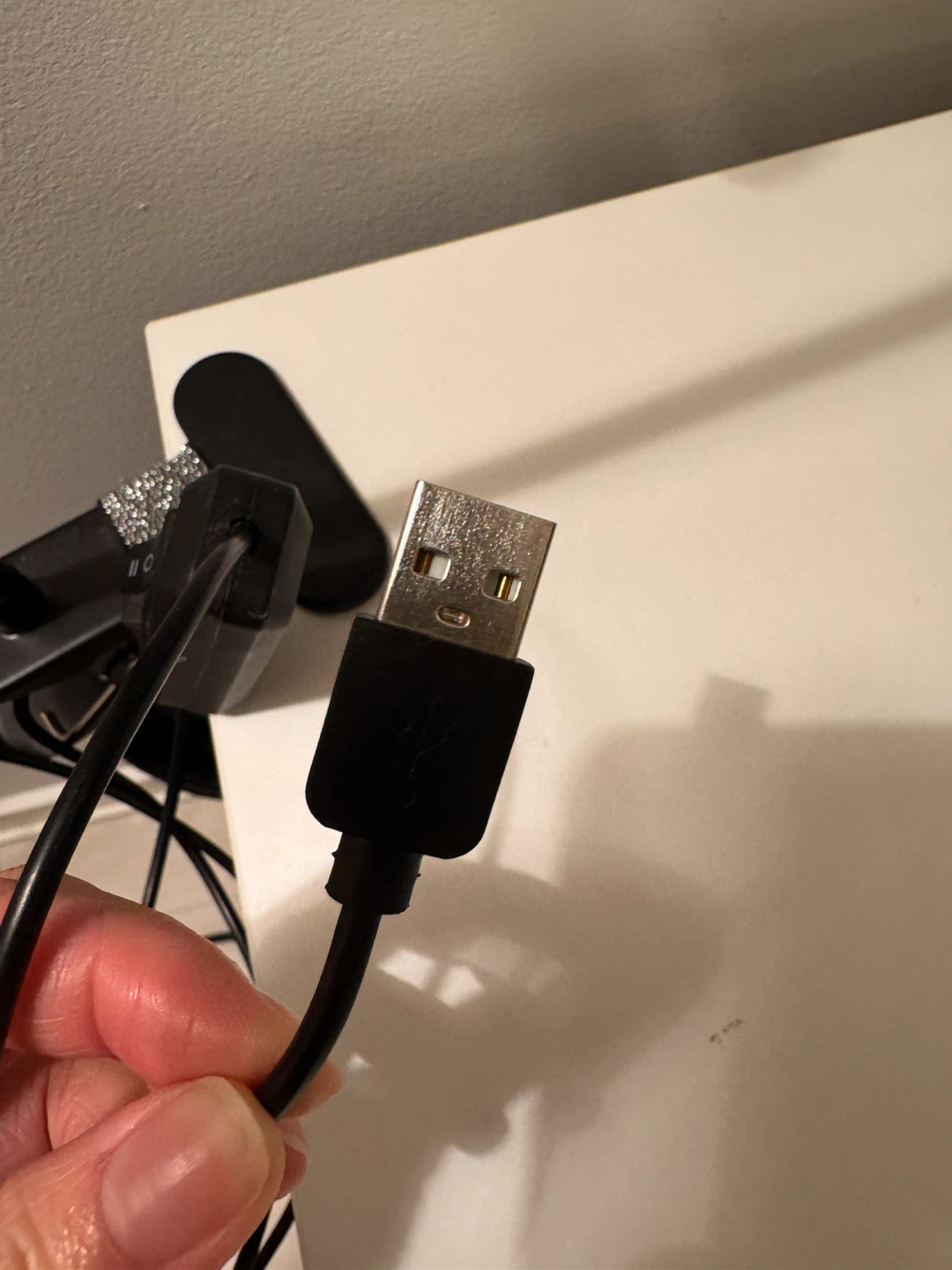 Clip-on LED Desk Lamp with Dual Switches - photo 3